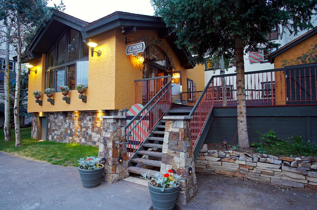 The Lift House Lodge เวล ภายนอก รูปภาพ